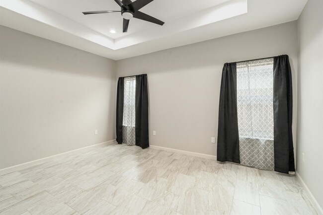 Building Photo - 203 Javier Dr