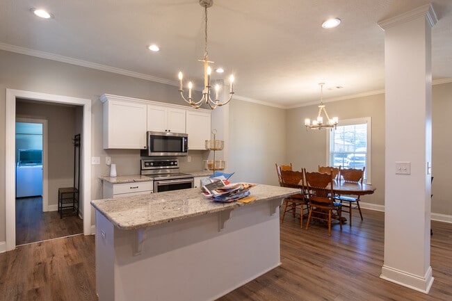 Building Photo - 154 Anneswood Rd