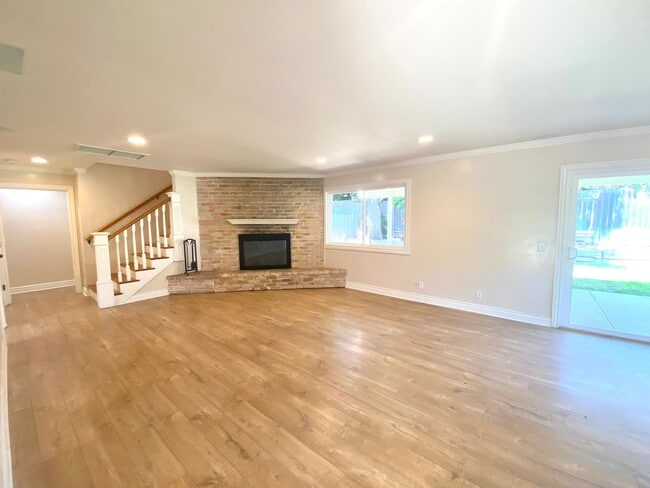 Building Photo - 242 - Kahiau Trust