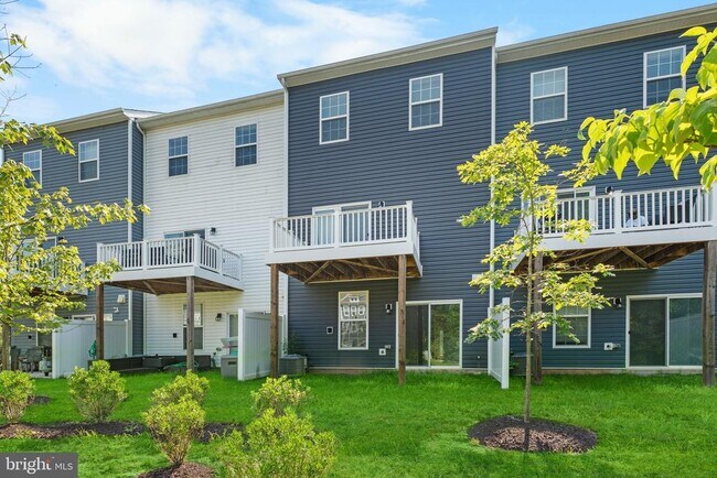 Building Photo - 1756 Red Fox Trl
