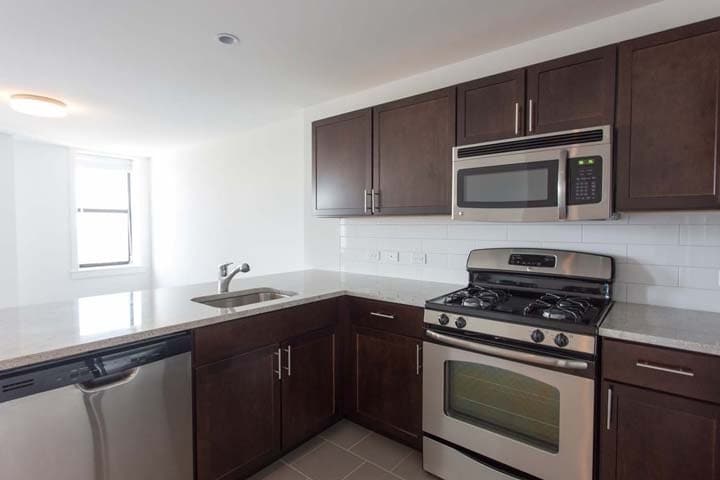 Interior Photo - Shoreland