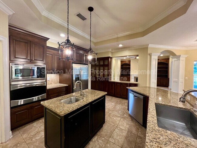 Building Photo - 2926 Greystone Dr