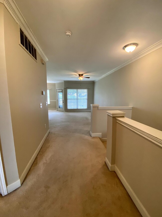 Building Photo - 11600 Tomahawk Creek Pkwy