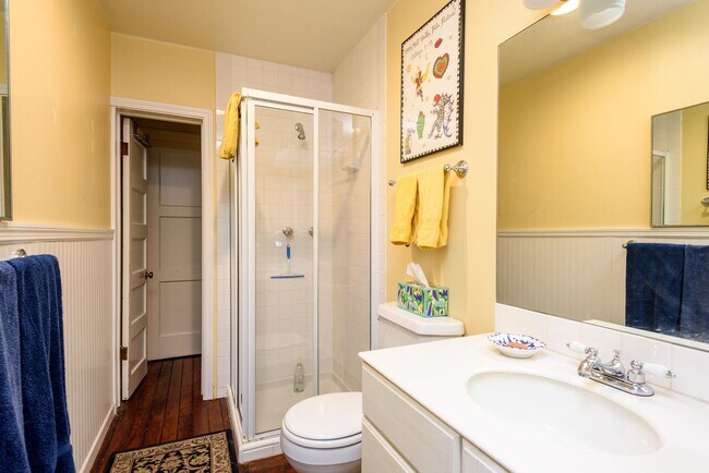 Building Photo - Vintage Craftsman Atherton Estate with Mod...