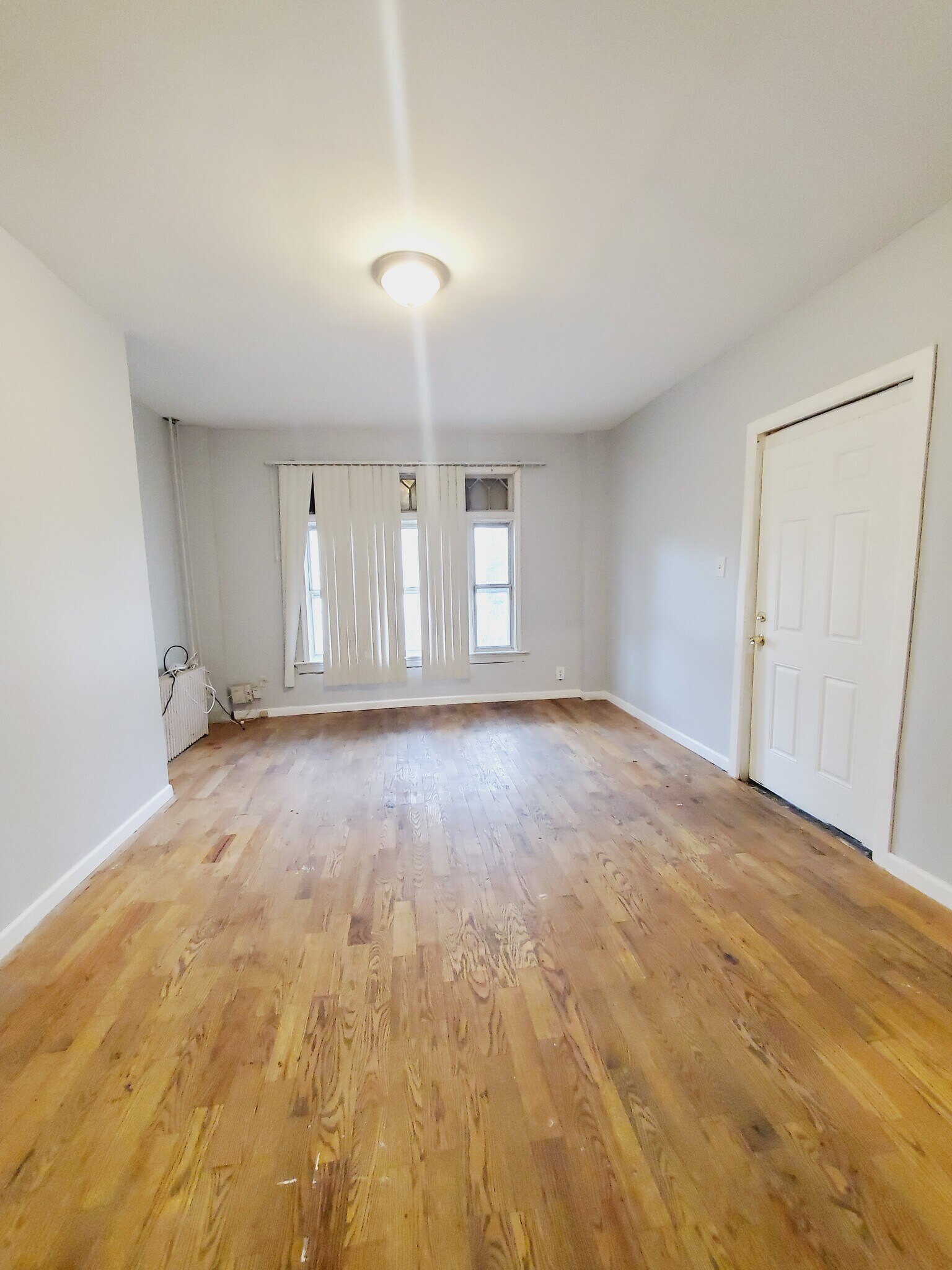 Unit 1 - 197 Orient Ave