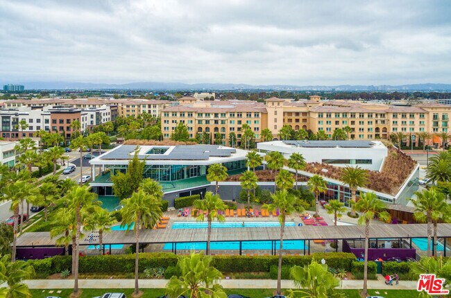 Building Photo - 6020 S Seabluff Dr