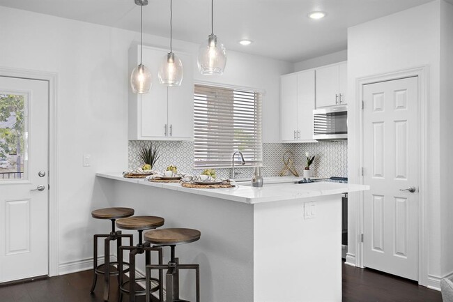 Building Photo - 2105 Tiger Trail