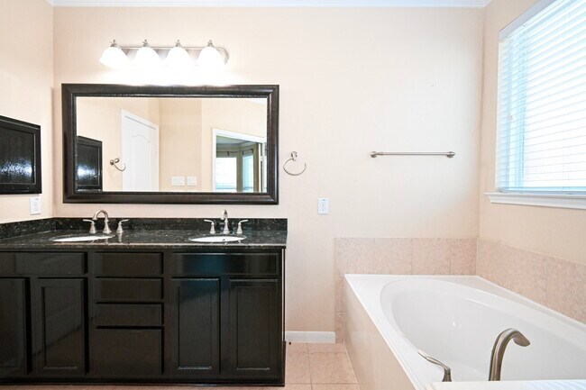 Building Photo - 10107 Forrester Trail