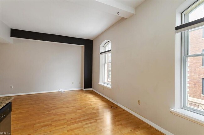 Building Photo - 241 Granby St