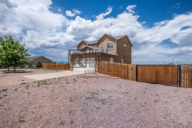 Building Photo - 947 E Kirkwood Dr