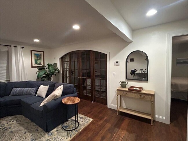 Building Photo - 70 Carroll Ave