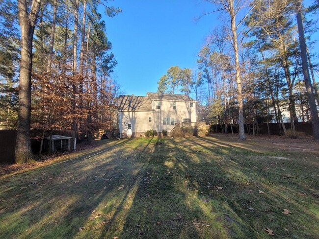 Building Photo - 8351 Thomas Jefferson Way