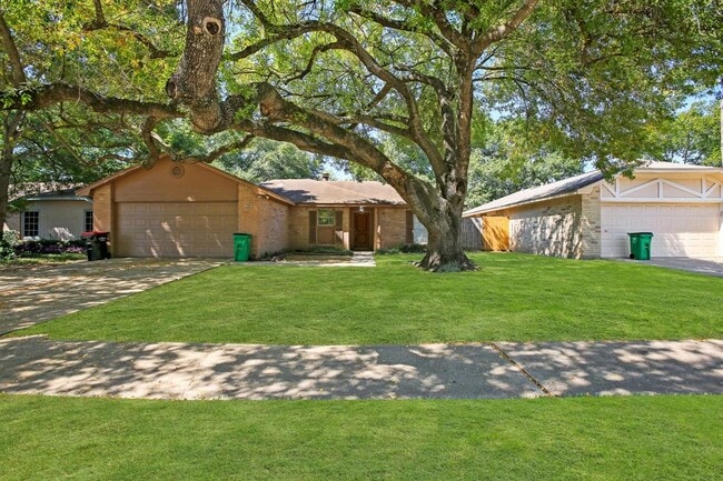 Building Photo - 24110 Griffin House Ln
