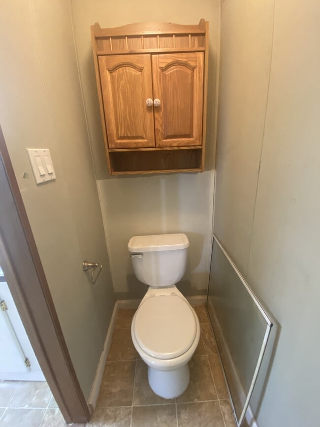 Building Photo - 90 Stowers Ln