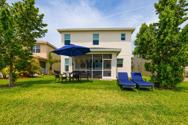 Building Photo - 713 NW Leonardo Cir