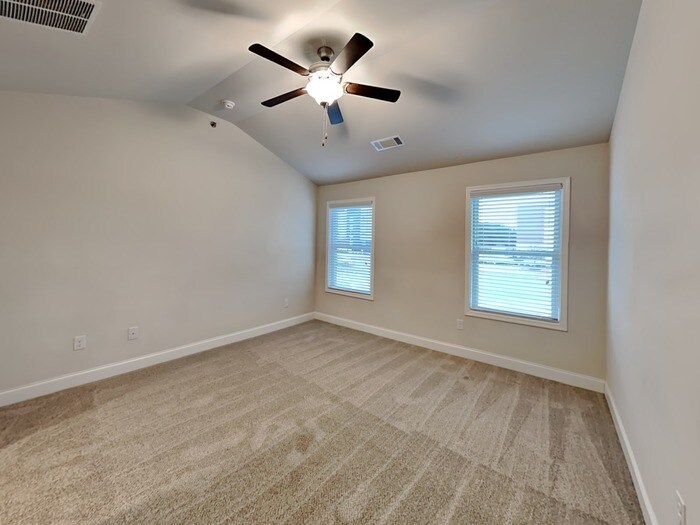 Building Photo - 116 Wayne Ln