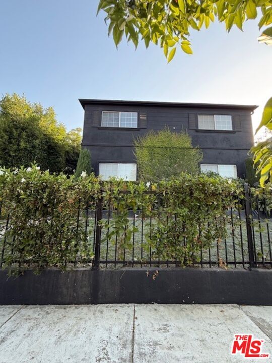 Building Photo - 4275 McClung Dr