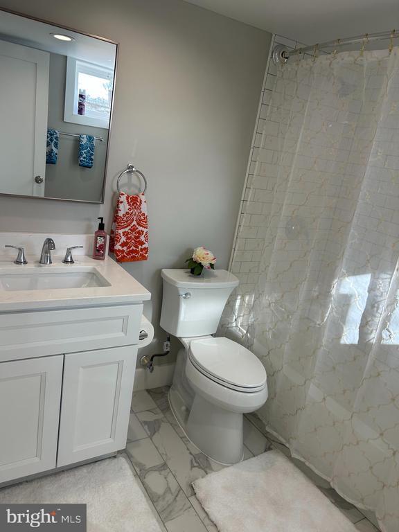 Building Photo - 1516 Hamilton St NW