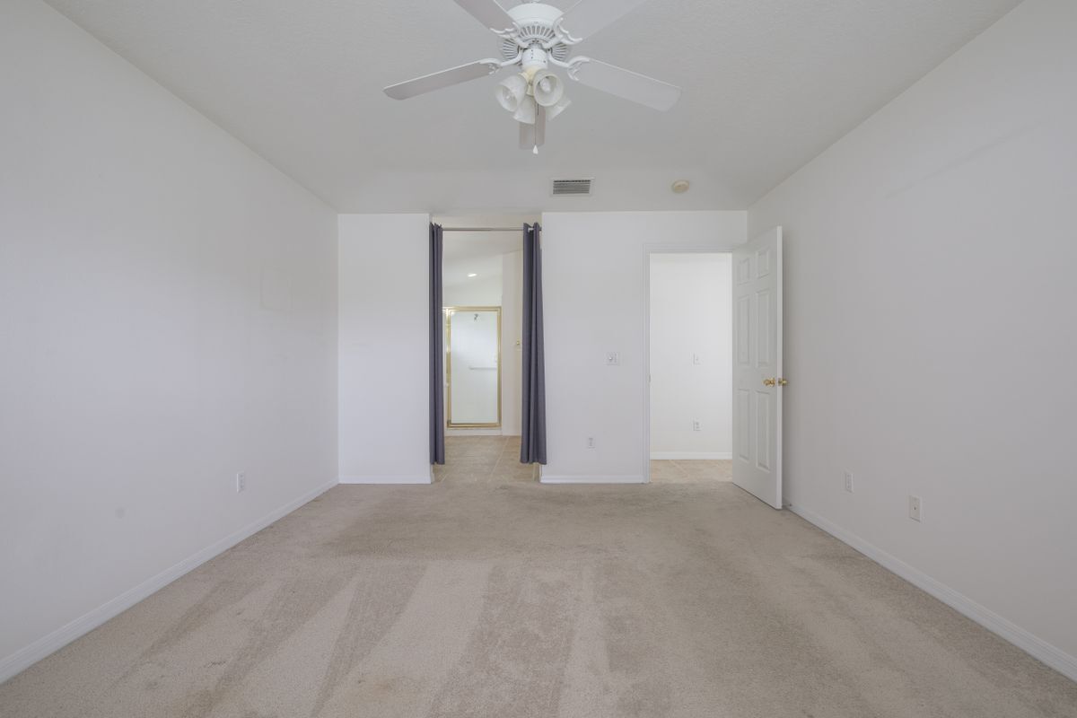 Building Photo - 1712 Arash Cir