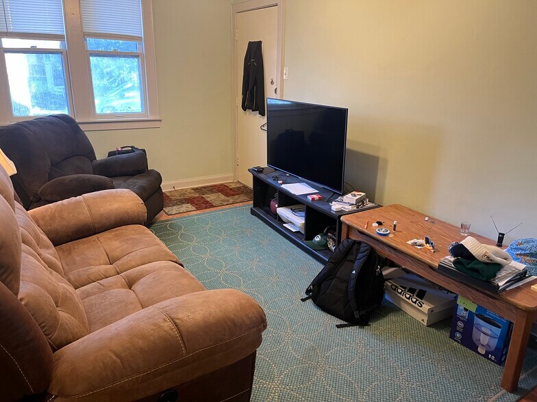 Building Photo - 1741 N Franklin Pl