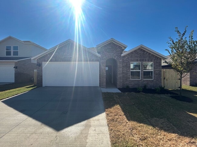 Primary Photo - Spacious 4-Bedroom Home in Fayetteville