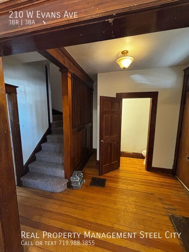 Building Photo - 210 W Evans Ave