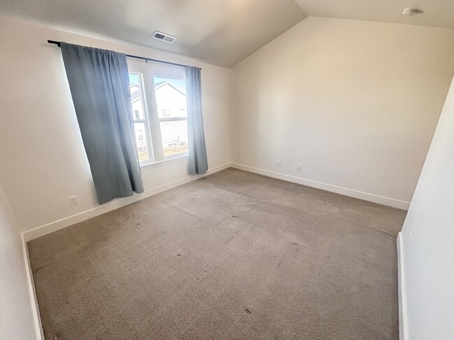 Building Photo - 3985 W 1960 N