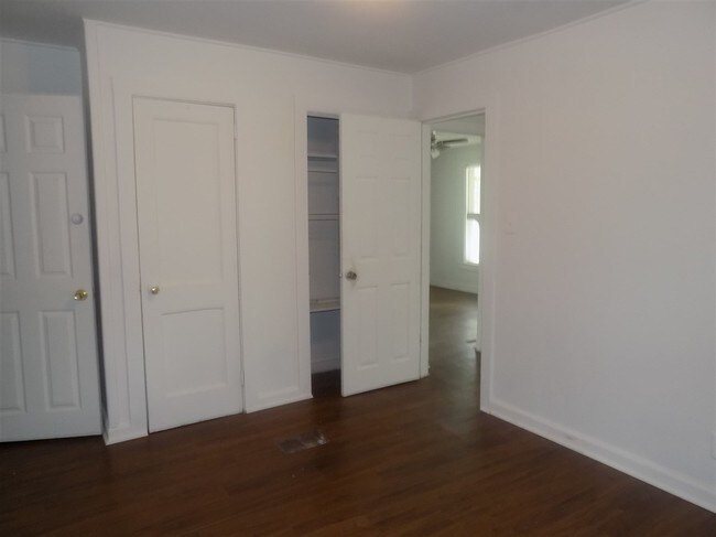 Building Photo - 1316 Stone Rd