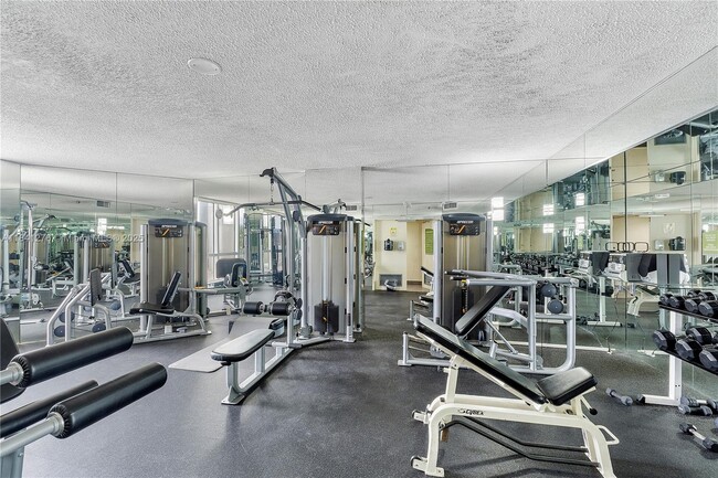 Building Photo - 6767 Collins Ave