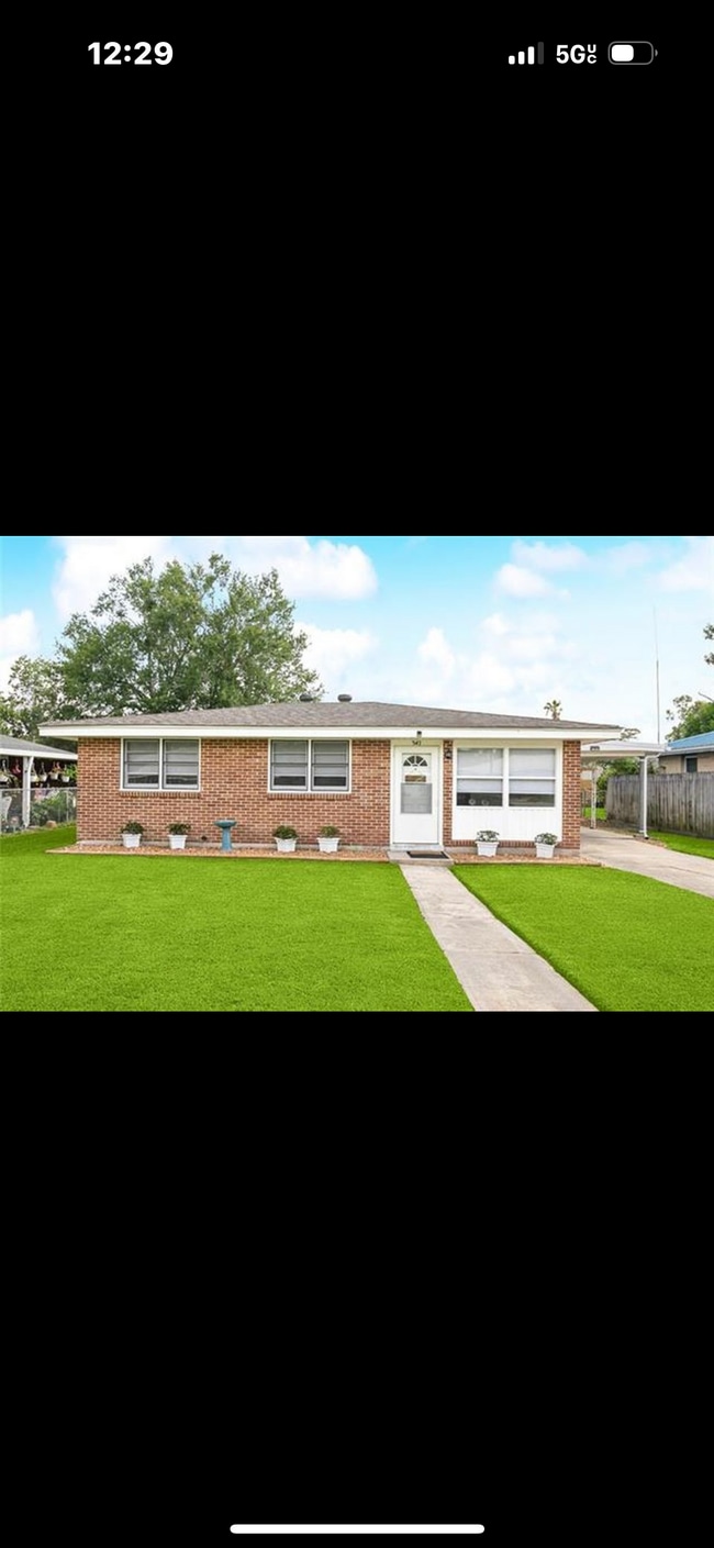 Building Photo - 347 Olive Dr