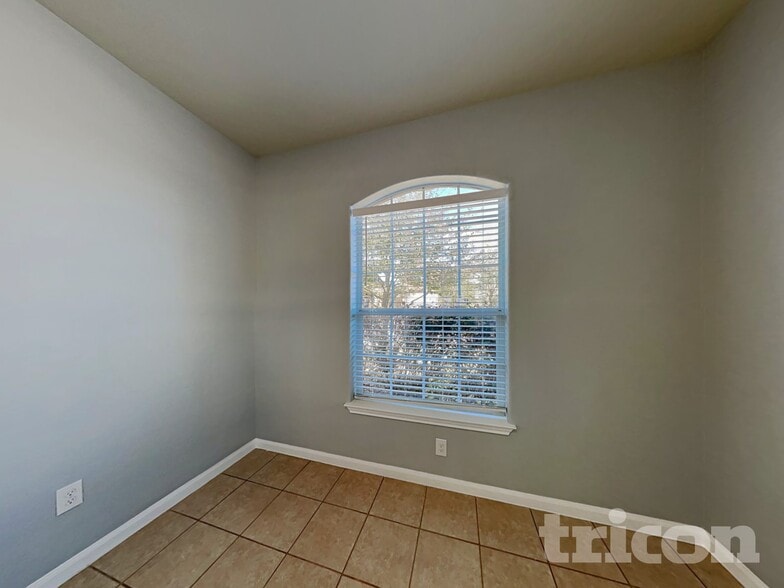 Building Photo - 417 Sapphire Ln