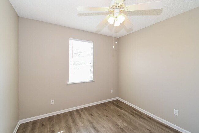 Building Photo - 7352 Hawks Point Ct