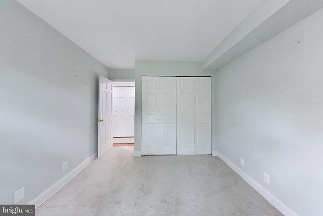 Building Photo - 7661 Provincial Dr