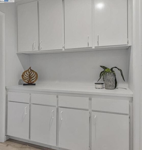 Building Photo - 7595 Canyon Meadows Cir