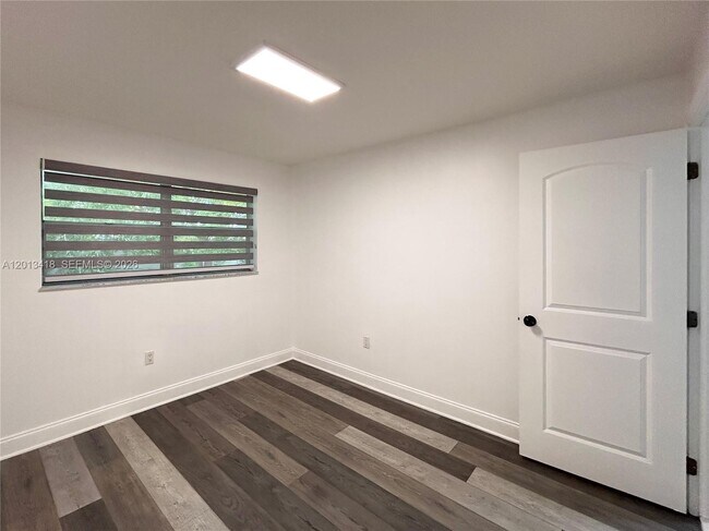 Building Photo - 15629 SW 73rd Cir Terrace