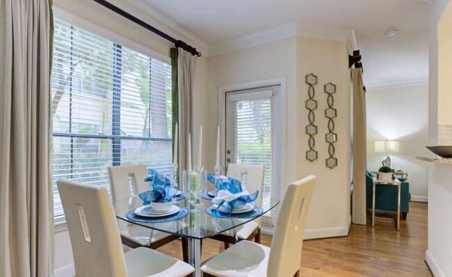 Building Photo - 1 bedroom in Houston TX 77005