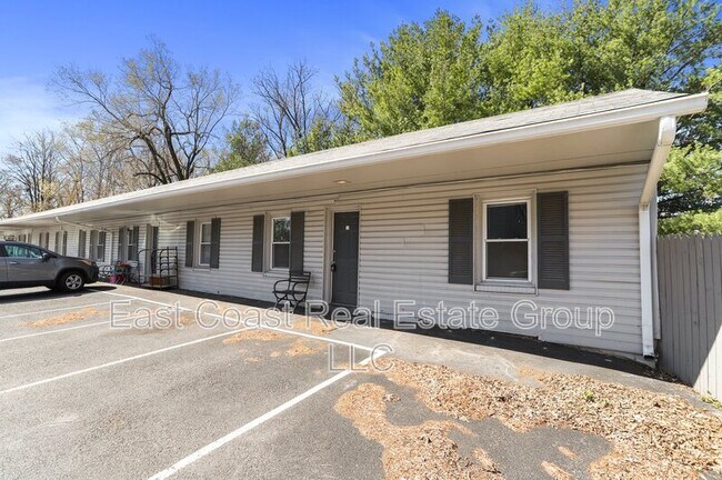 Building Photo - 13628 Pennsylvania Ave