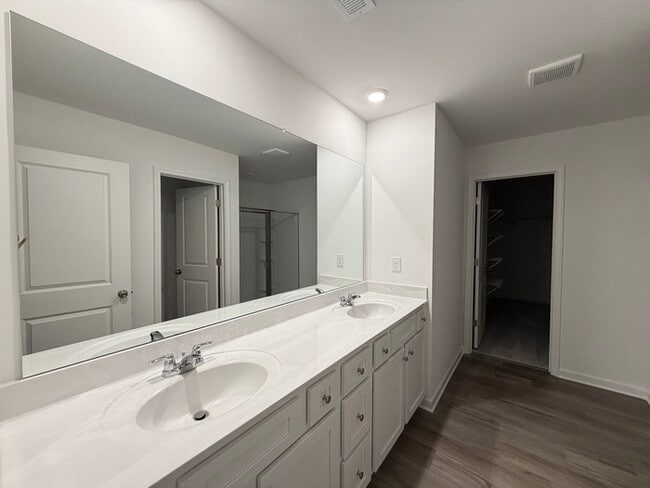 Building Photo - Jefferson Hill