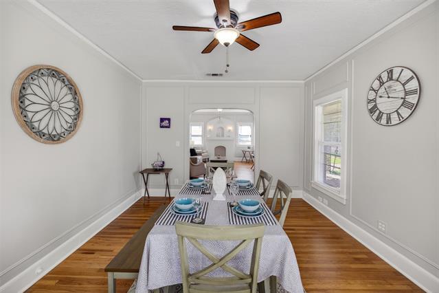 Building Photo - 3315 Rogers Ave