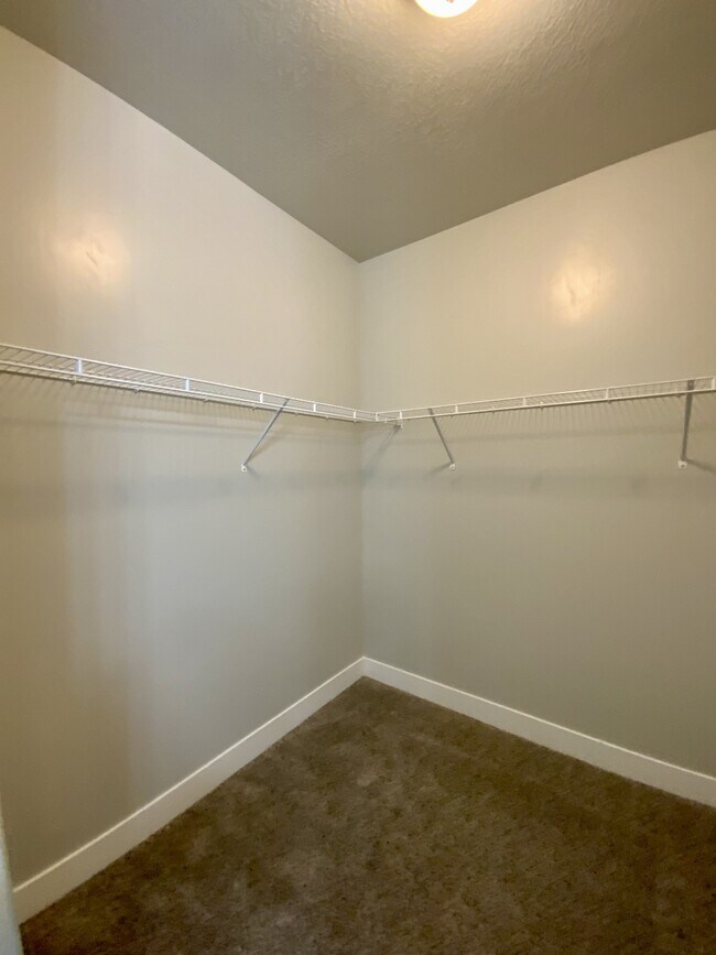 Building Photo - 3724 W 1850 N