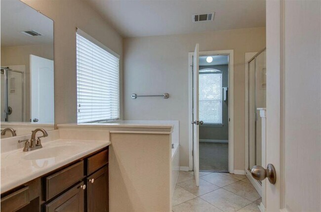 Building Photo - 4201 Placid Creek Way