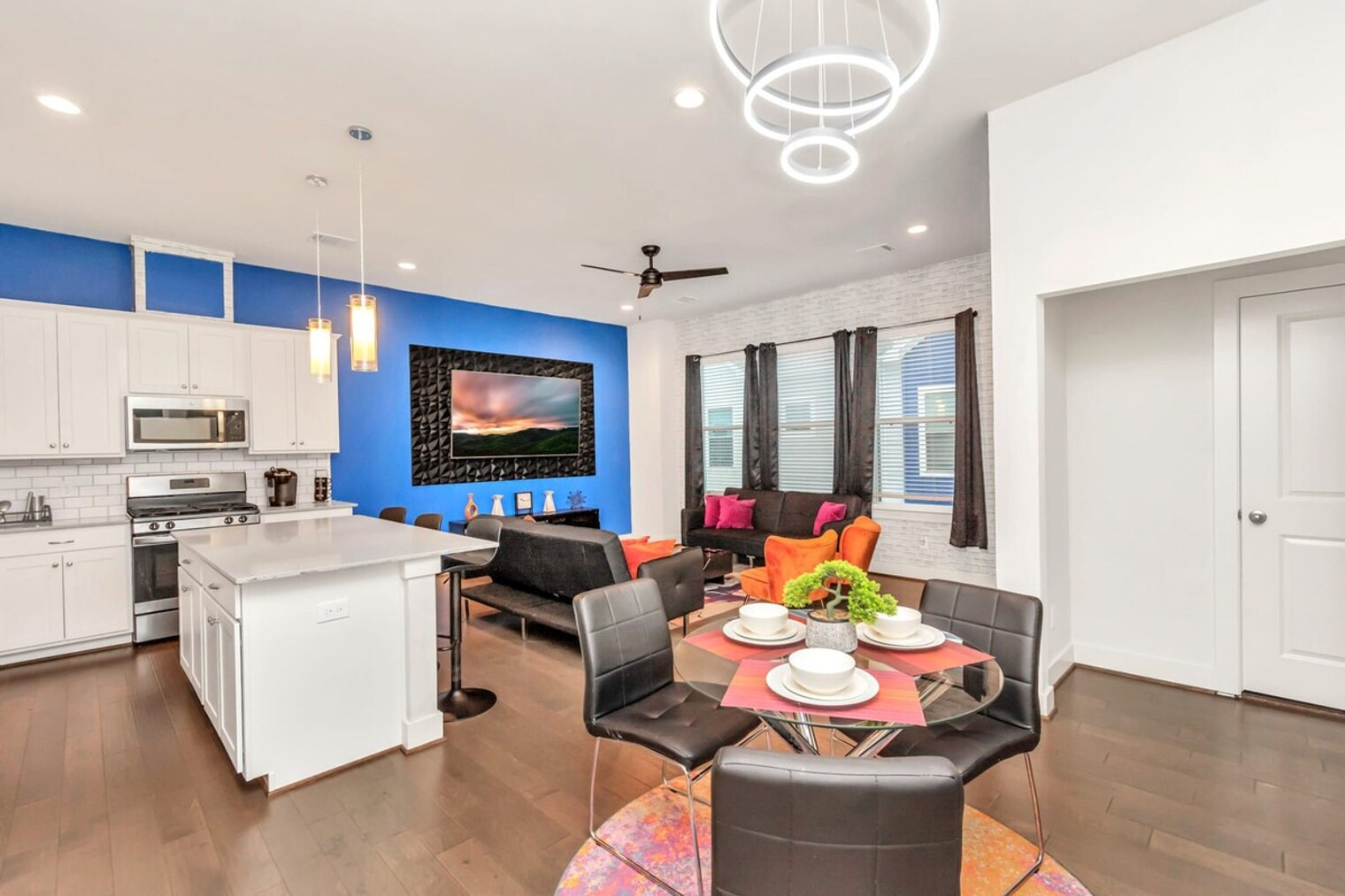 Building Photo - 3644-B Griggs Road-SI ID1047940P