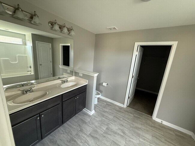 Building Photo - 8020 Driftwood Lp