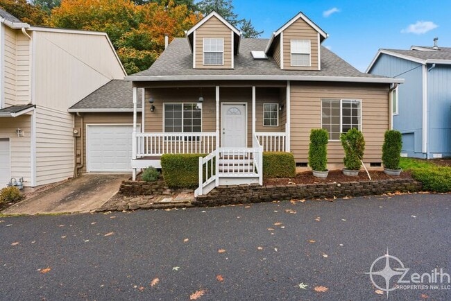 Primary Photo - 419 NE 7th Ave