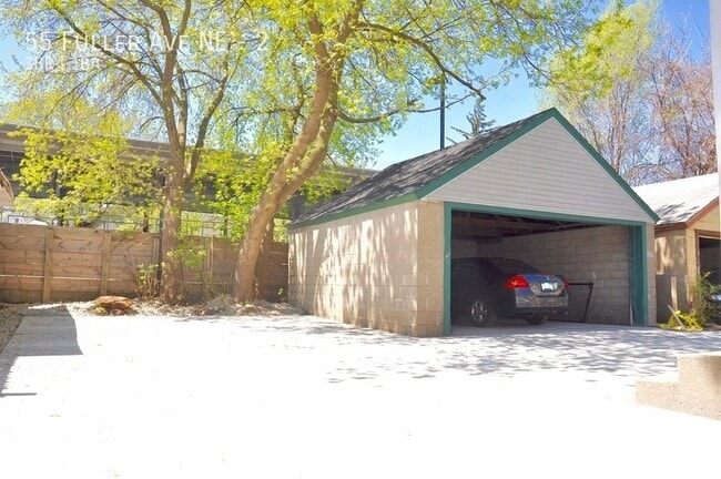 Building Photo - 55 Fuller Ave NE