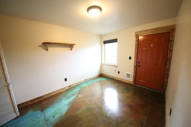 Building Photo - 6269 Pinyon Way