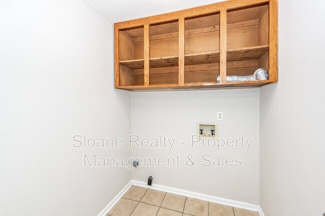 Building Photo - 149 Pine Shadow Dr