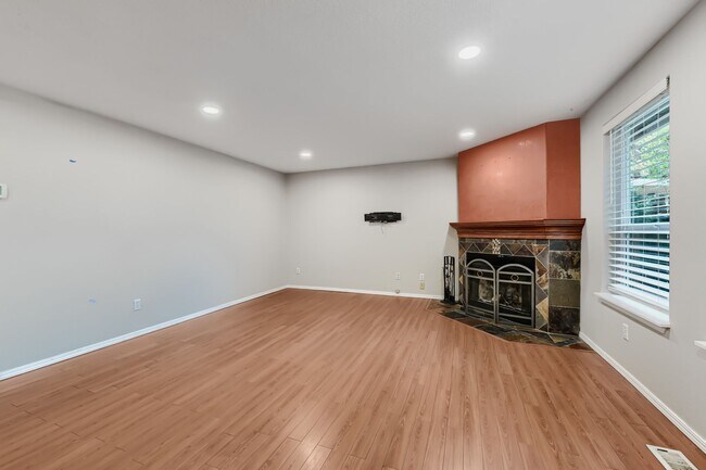 Building Photo - 4605 SW 164th Terrace