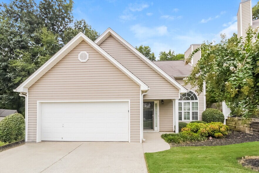 Primary Photo - 413 Rosemont Ct