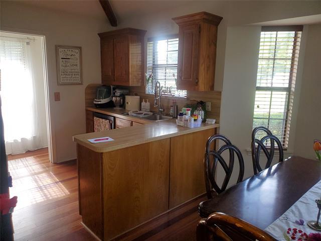Building Photo - 804 Sandy Creek Dr